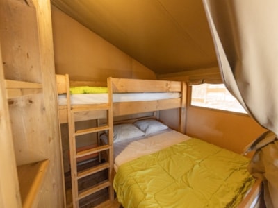 LODGE TENT without bathroom!