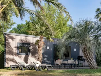 Mietunterkunft - Cottage 2 Signature (2 Sclafzimmer, 40M², 2 Badezimmer) Terras, Klimaanlage, Tv - Camping L'Hippocampe
