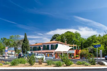 Camping Le Bois de Valmarie - image n°2 - Camping Direct