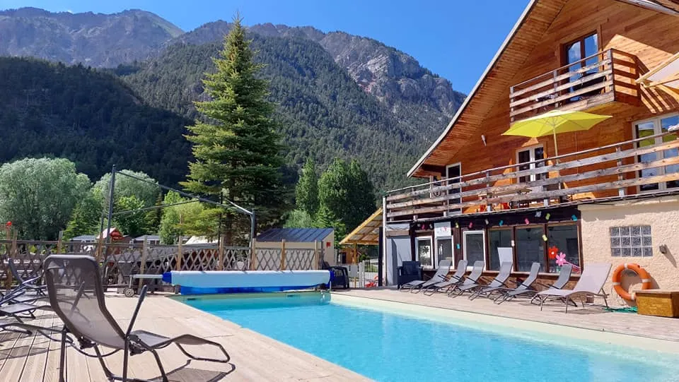 Flower Camping le Montana - image n°11 - UniversalBooking