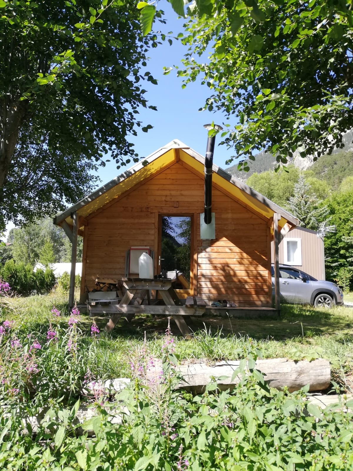 Flower Camping le Montana — Photo 9