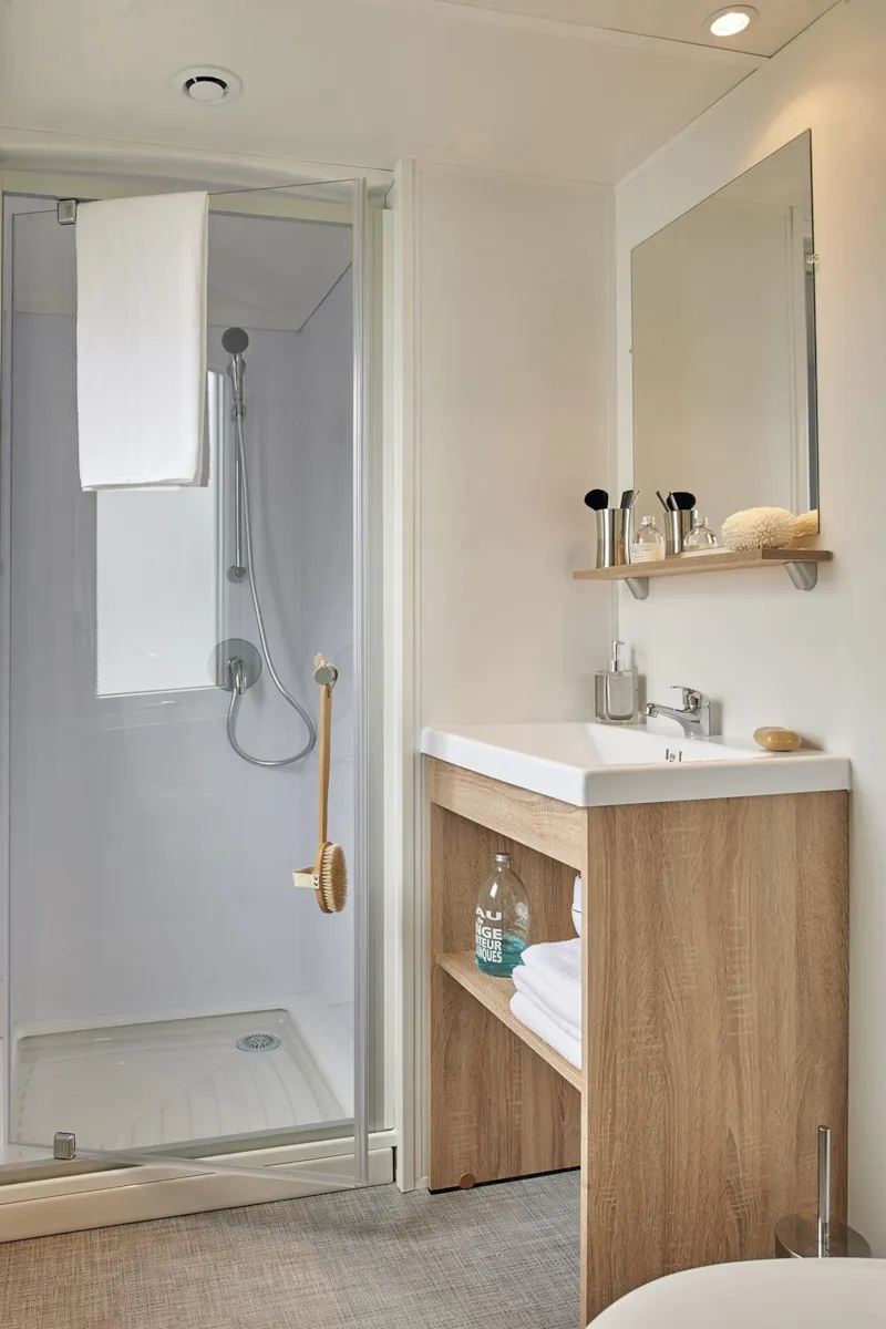 Mobil-Home Eco Arelate 3 Chambres (6 Adultes)