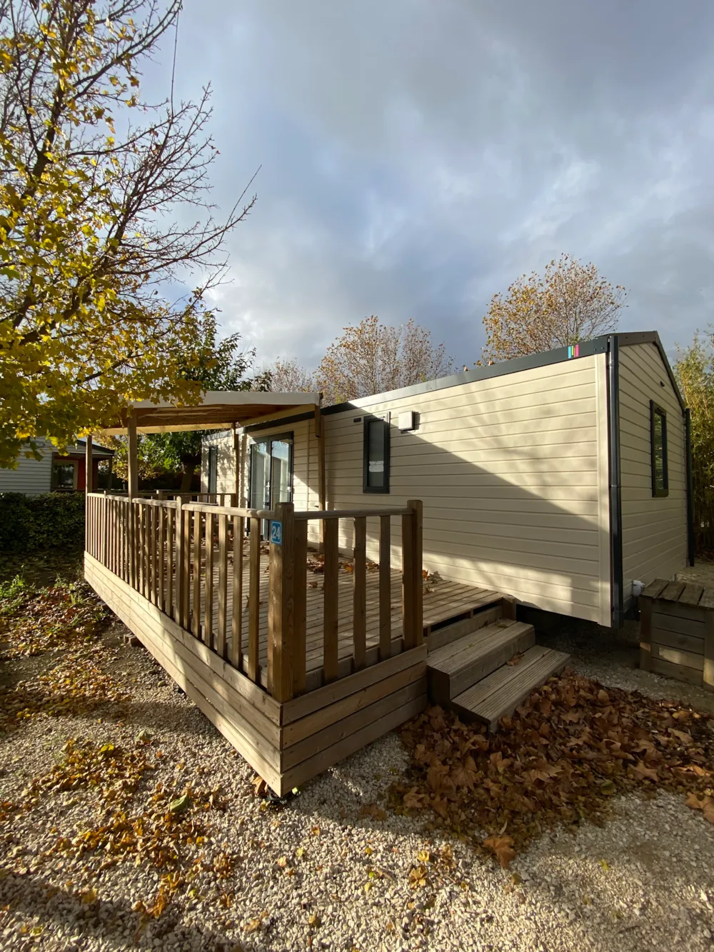 Location - Mobil-Home Prestige " Les Alpilles " (4 Adultes Maxi + 2 Enfants - 18 Ans) - Camping L'Arlésienne