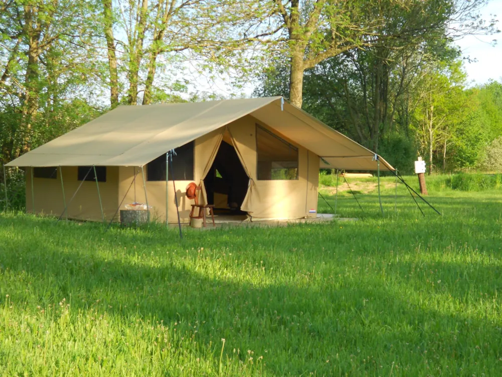 Huuraccommodatie(s) - Hut Cabanon - Camping l'Etang du Puy