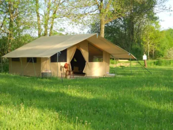 Huuraccommodatie(s) - Hut Cabanon - Camping l'Etang du Puy