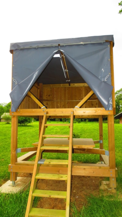 Wooden hut CAMPETOILE