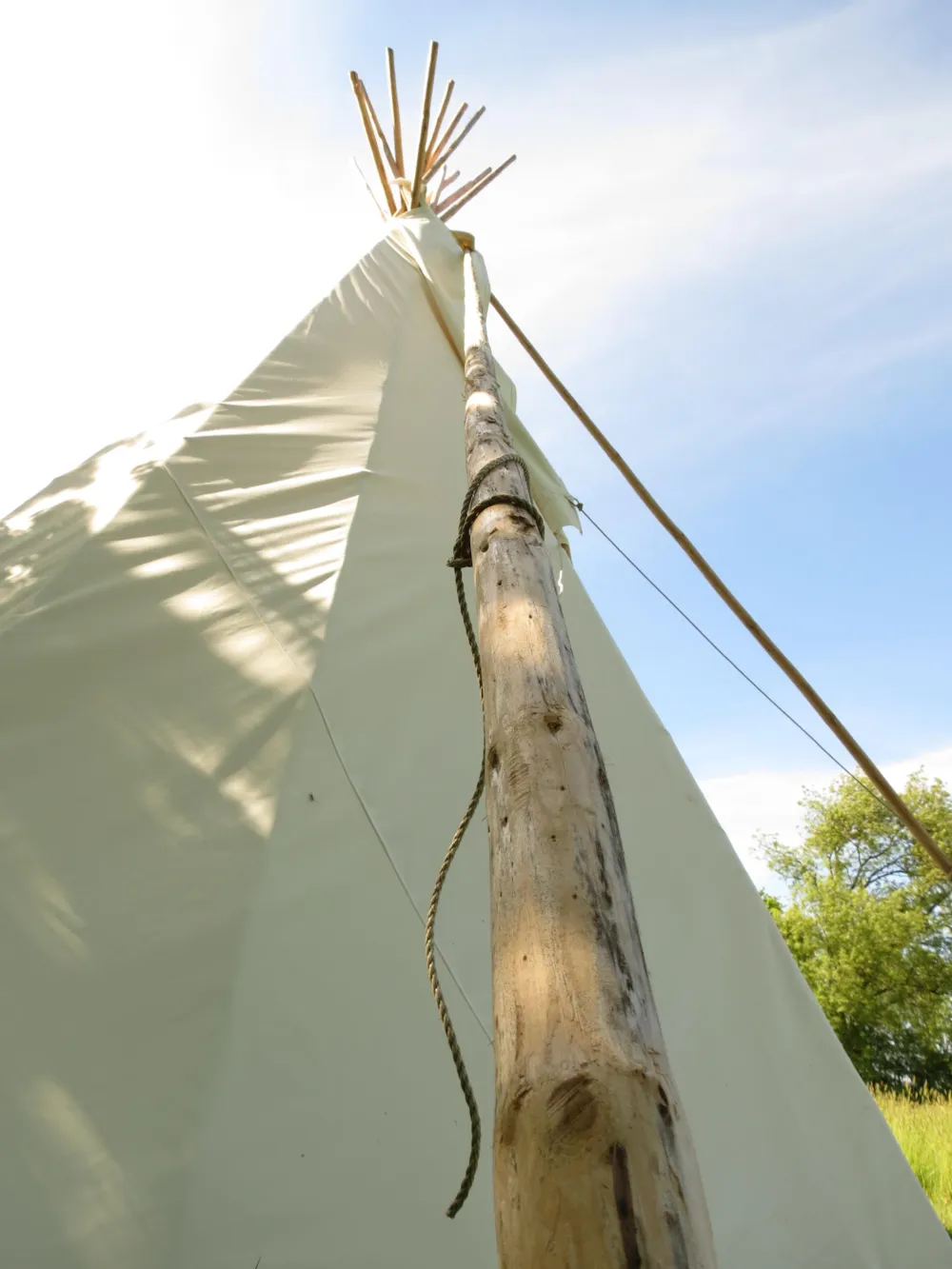 Huuraccommodatie(s) - Tipi - Camping l'Etang du Puy