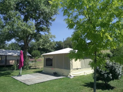 Mayotte Tent