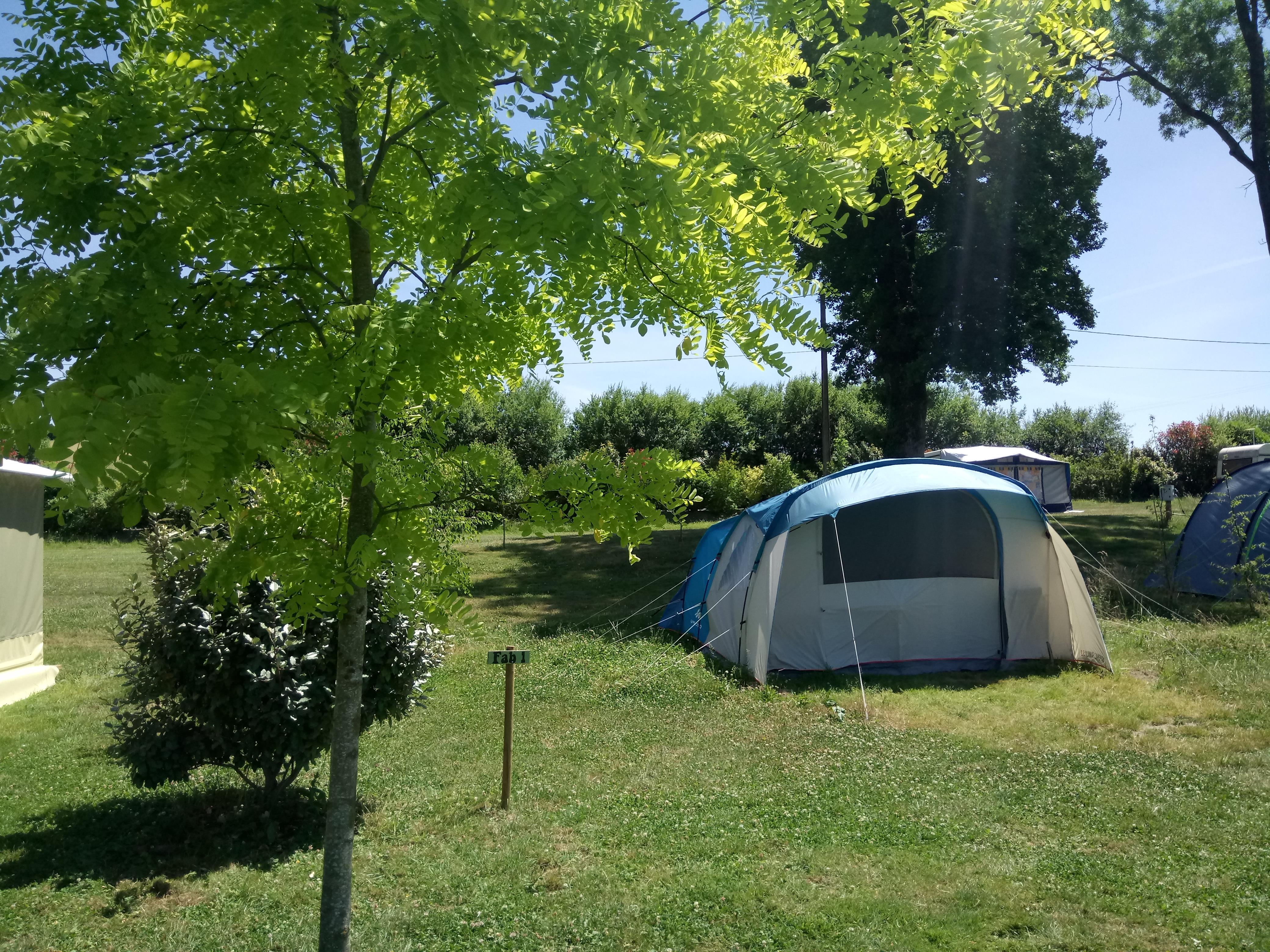 Accommodation - Tent - Camping l'Etang du Puy