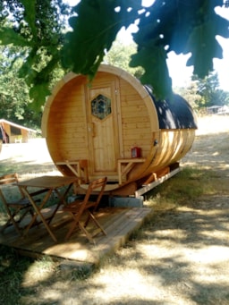 Accommodation - Barrel - Camping l'Etang du Puy