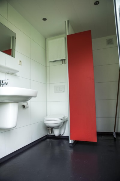 Pitch with private facilities — 4