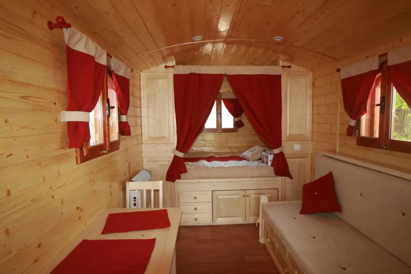 Roulotte (16 M² - 2 Adultes + 2 Enfants - 12Ans)