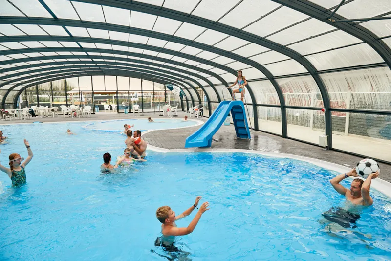 Emplacement Avec L'espace Pour Les Enfants