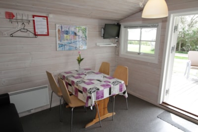 Cosy cabin with a sleeping couch