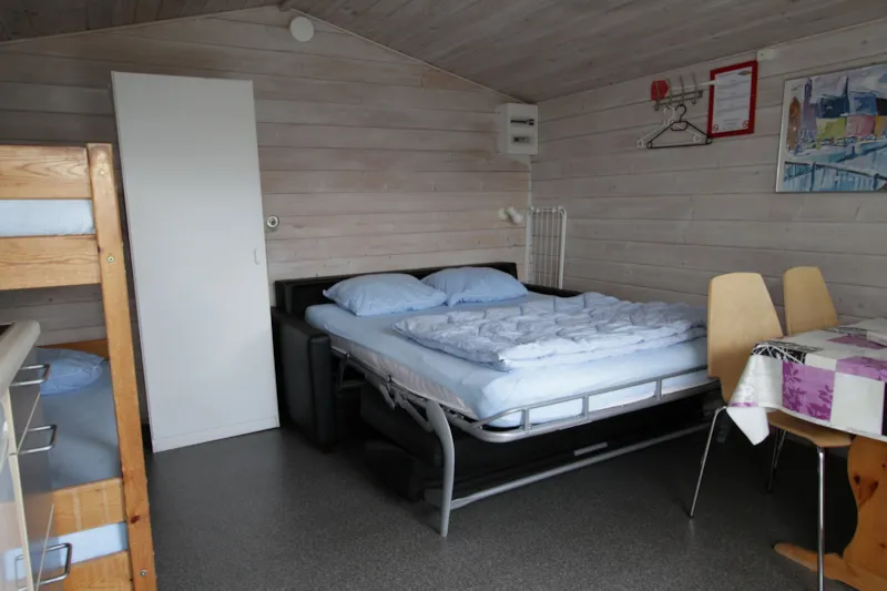 Camping Cabine Avec Canapé-Lit Et Lits Superposés