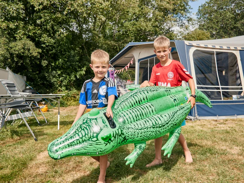 Emplacement Avec L'espace Pour Les Enfants