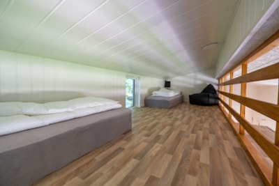 Fantastic double luxury cabin for 6 people with shower / toilet of 30 m2
