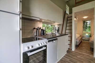 Fantastic double luxury cabin for 6 people with shower / toilet of 30 m2