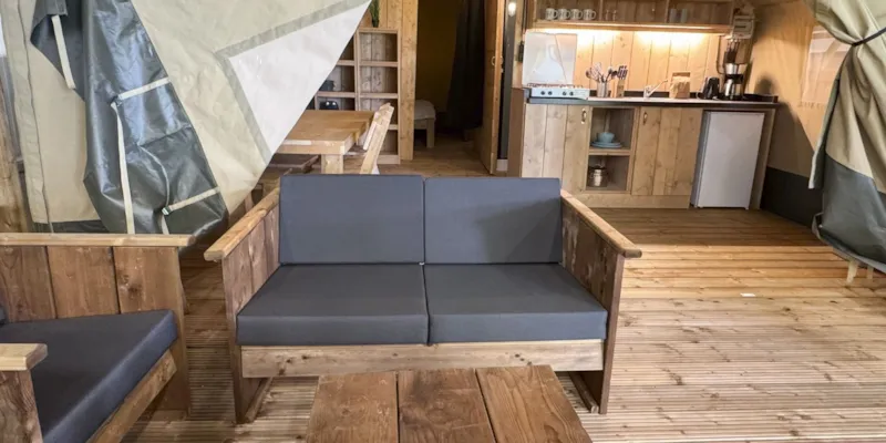 35 M² Safari Glamping Tents With 2 Bedrooms And Bathroom