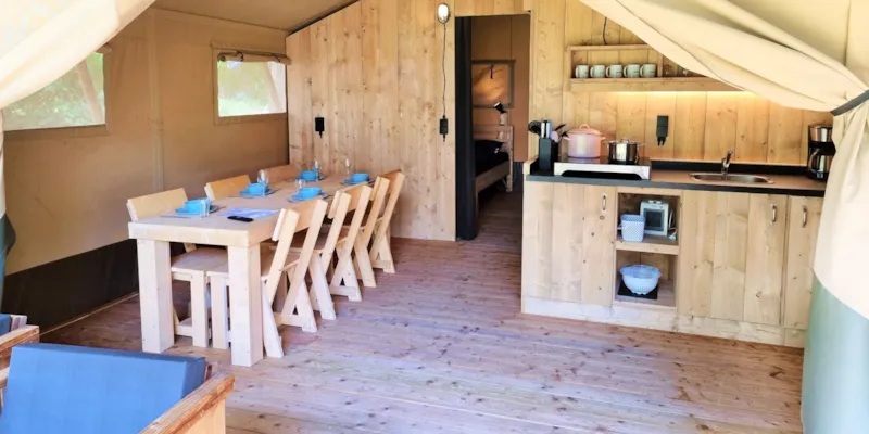 35 M² Safari Glamping Tents With 2 Bedrooms And Bathroom