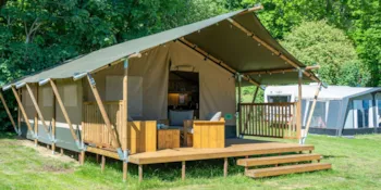 Accommodation - 35 M² Safari Glamping Tents With 2 Bedrooms And Bathroom - Horsens City camping ApS