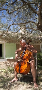 Foto #41 van Domaine de Bélézy