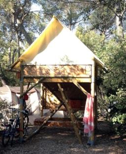 Kampeerplaats(en) - Tent Voor Fietsers/Wandelaars - Domaine de Bélézy