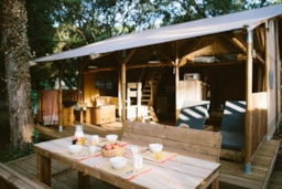 Accommodation - Safari Tribu Tent - Domaine de Bélézy