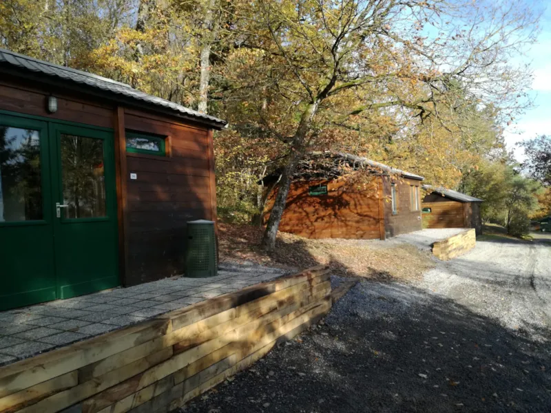 Cabane De Camping 56 - Avec Douche/Toilette (2 Chambres)