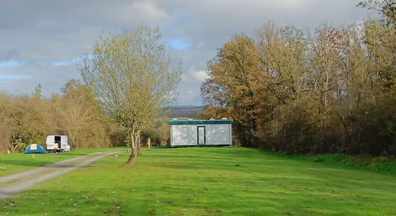Emplacement Camping-Car/Caravane