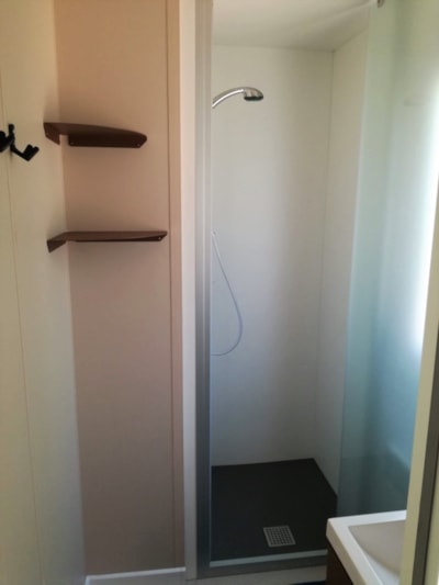 Mobile home 52 - with shower/toilet (3 bedrooms) — 4