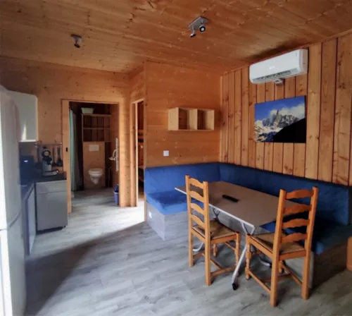Huuraccommodatie(s) - Chalet Roky Famille - 34M² - 2 Slaapkamers - image n°2 - Family's Camping Le Savoy