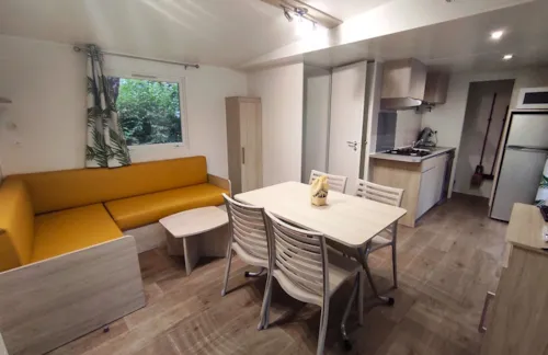 Location - Mobilhome Confort - 30M² - 2 Chambres (4 Adultes + 2 Enfants) (Dim/Dim) - image n°2 - Family's Camping Le Savoy