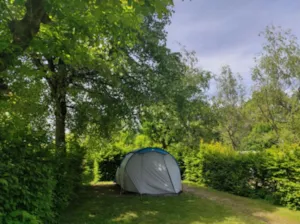 Emplacement - GRAND CONFORT pitch + 1 car + tent, caravan, or motorhome - Family's Camping Le Savoy