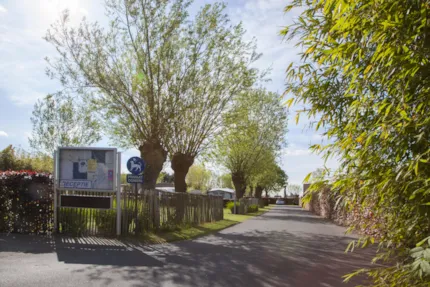 Camping de ZeeKoning *** - Camping2Be