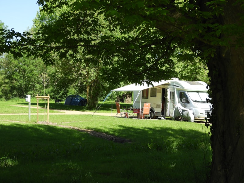 Camping du Lion d'Angers photo 3