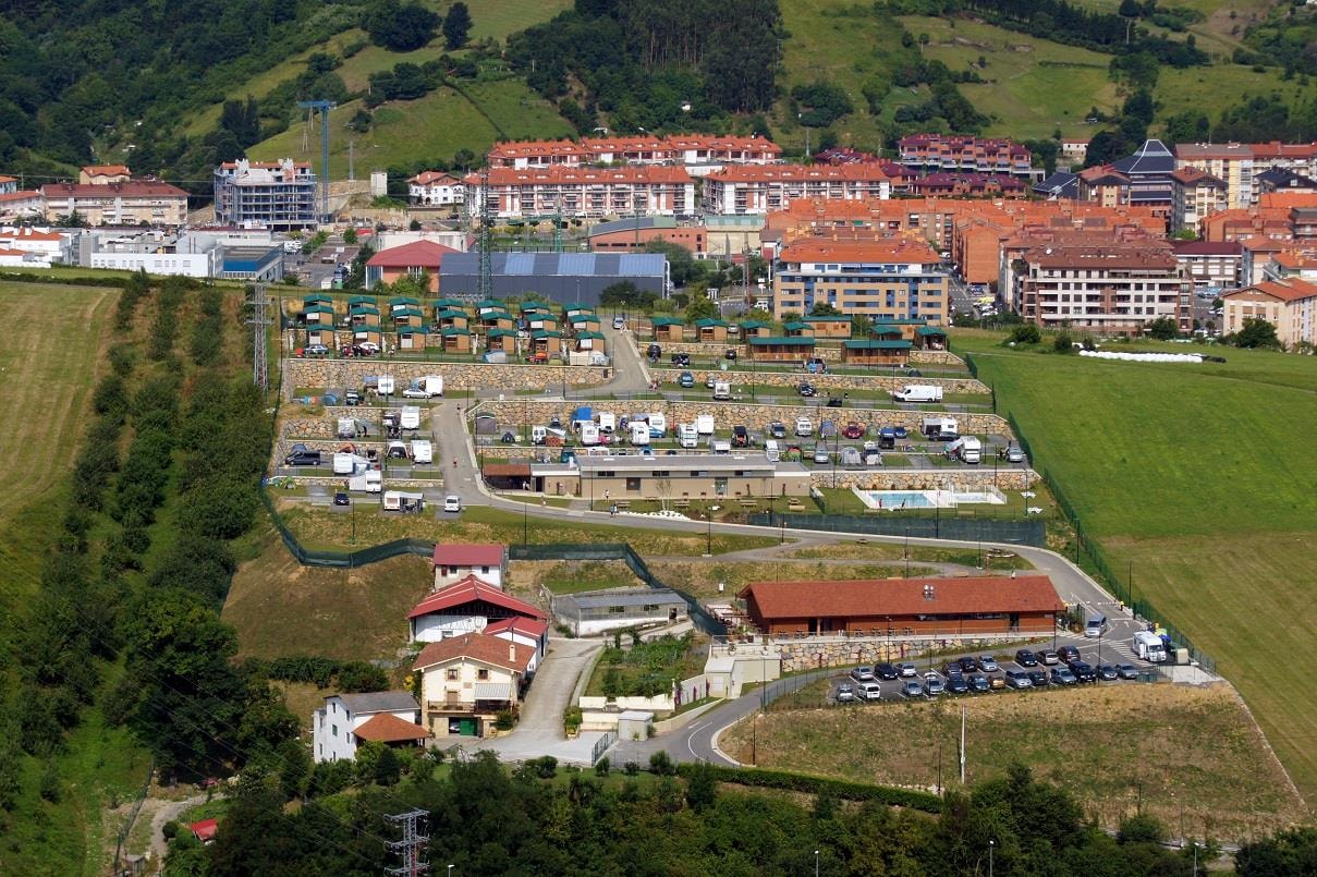 Camping & Bungalows Zumaia — Photo 3