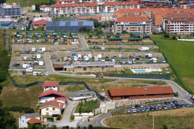 Pitch Standard: vehicle + tent/caravan or camping-car + water — 2
