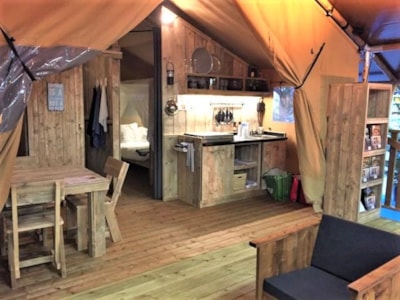 Lodge Woody adapted to the people with reduced mobility