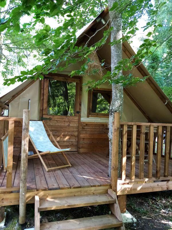 Accommodation - Amazone Tente No Sanitary - Au Valbonheur (Camping le Plan d'Eau)