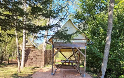 Accommodation - Bivouac On Piles (Without Toilet Blocks) - image n°2 - Camping Valbonheur