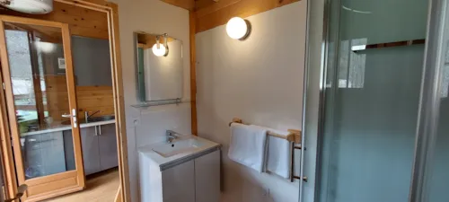 Mietunterkunft - Chalet Flucht - image n°4 - Camping Valbonheur