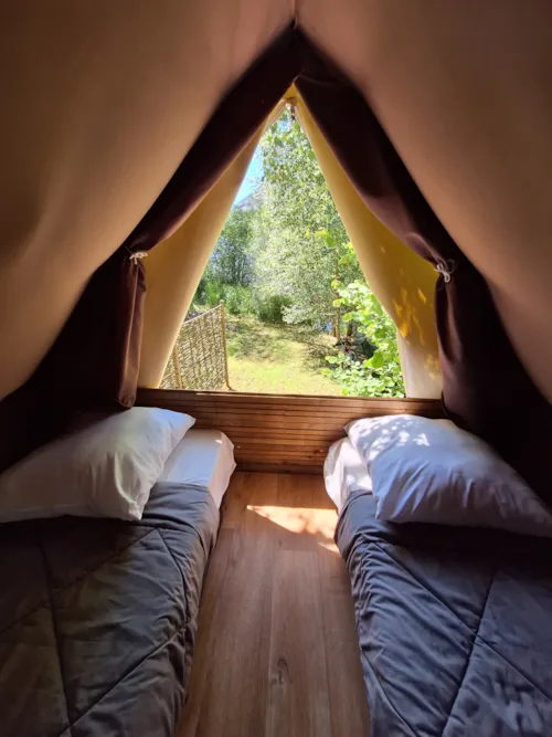 Accommodation - Bivouac On Piles (Without Toilet Blocks) - image n°5 - Camping Valbonheur