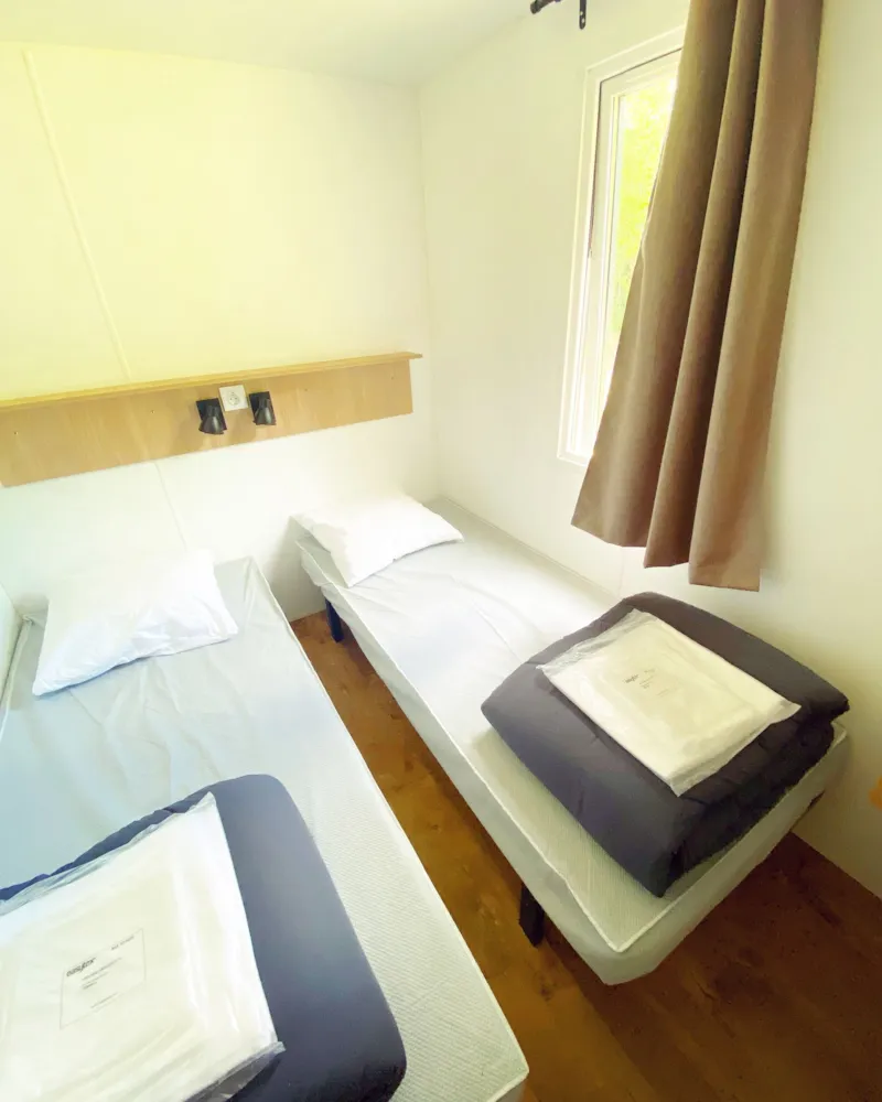 Mobil-Home Cypres +++ 4 Chambres