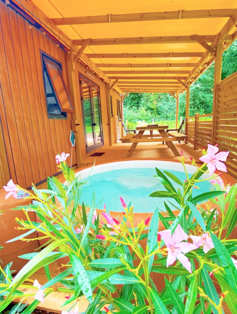 Mobil-Home Aubepine Avec Spa +++ 3 Chambres