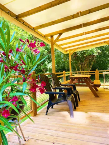 Location - Mobil-Home Lilas +++ 4 Chambres - Camping Le Pré des Moines