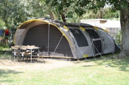 Kampeerplaats(en) - Pakket Standplaats + 1 Voertuig + Tent Of Caravan - Camping Aqua 3 Masses