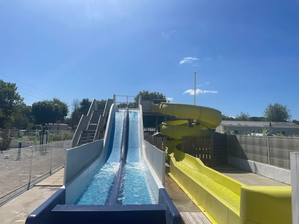 Camping Aqua 3 Masses