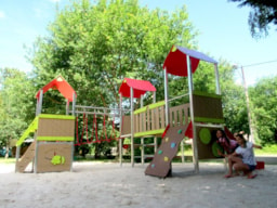 Camping Des Familles - image n°23 - Roulottes