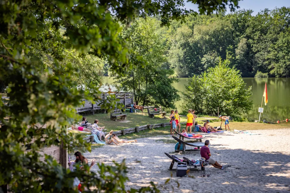 Flower camping de Rouffiac